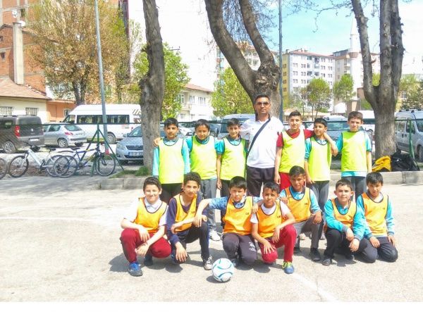 GELENEKSEL İLKBAHAR FUTBOL MAÇLARI BAŞLAMIŞTIR.